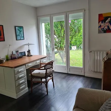 Maison Entre Bordeaux Et L'eau * ペサック